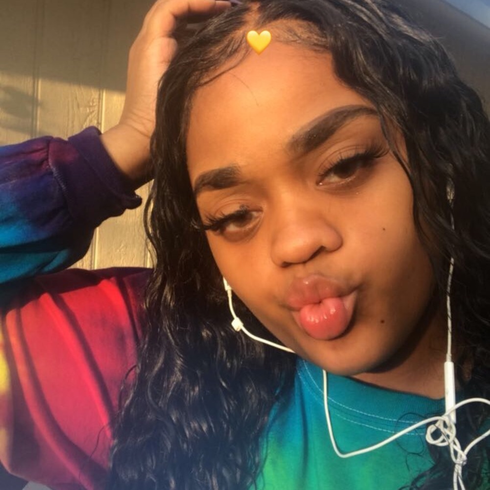 Meet your Posher, Eriyah